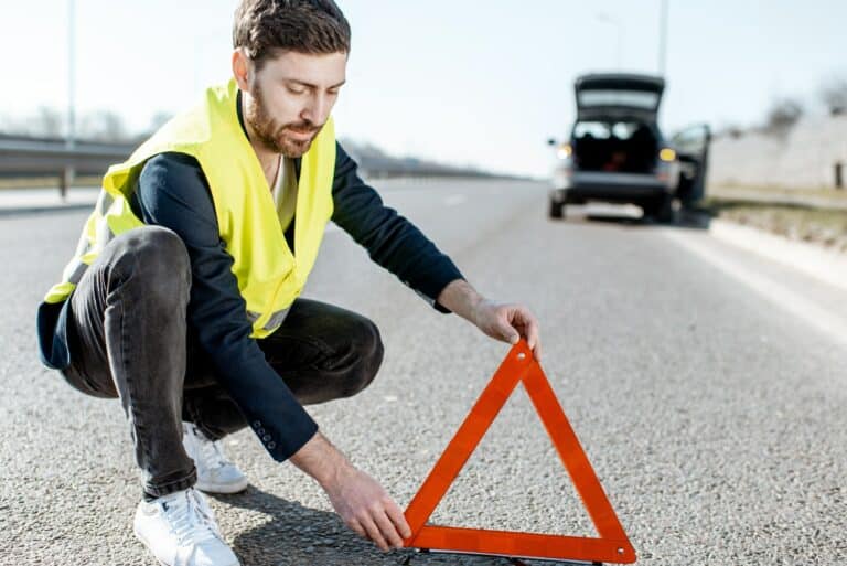 Consejos de seguridad vial para prevenir accidentes de automóviles y camiones